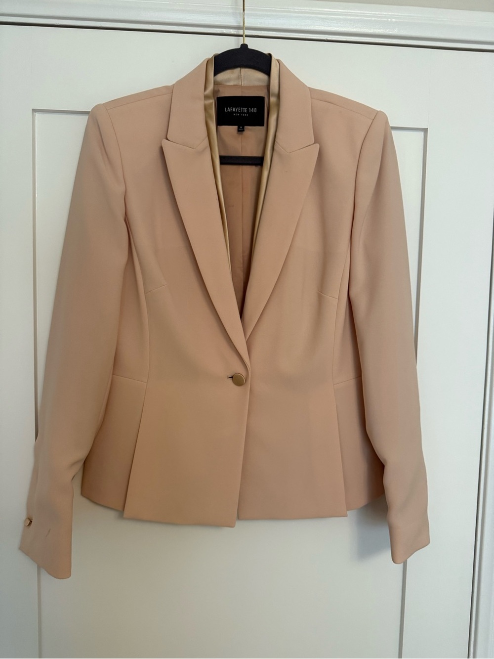 Lafayette 148 New York Blush Beige Single-Button Tailored Blazer